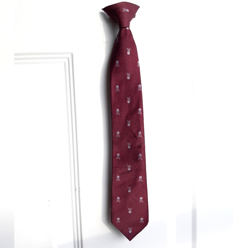 Clip On Tie - Picture 3 of 8